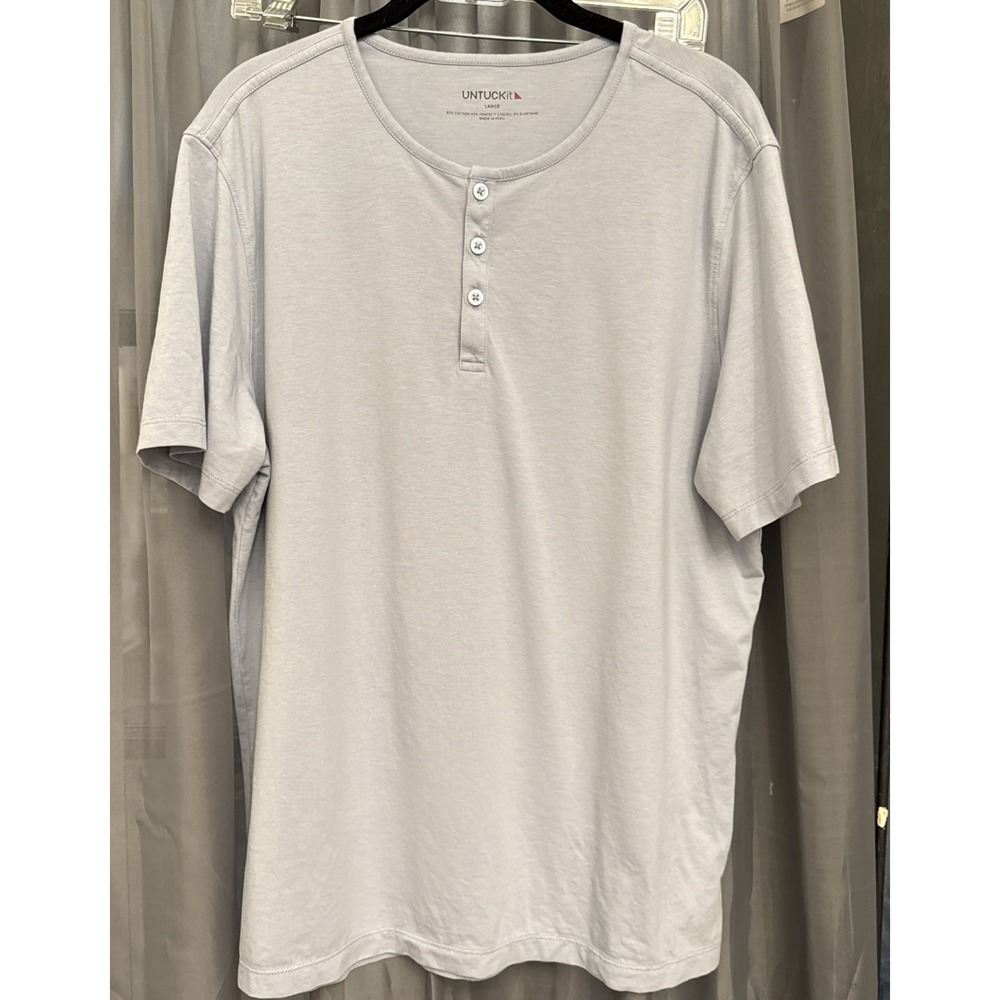 UNTUCKit Mens Short Sleeve Henley Shirt Light Blue Cotton Tencel Blend Large L
